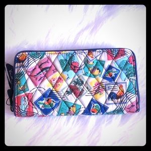 Vera Bradley zippy wallet